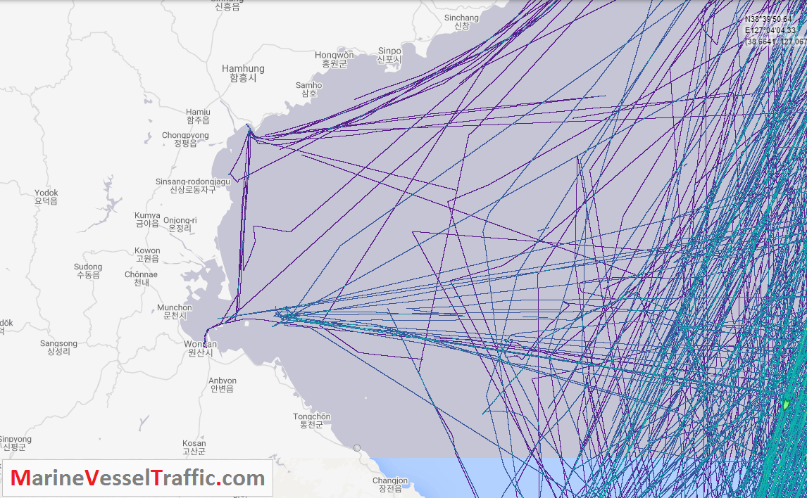 Live Marine Traffic, Density Map and Current Position of ships in EAST KOREA BAY